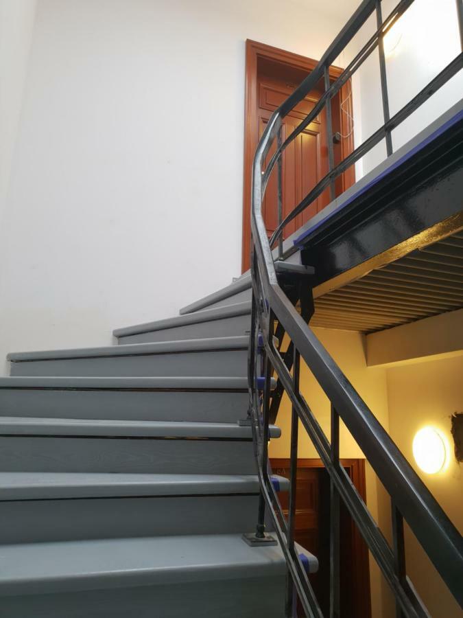 Apartament Starowka 3 Apartment Torun Luaran gambar