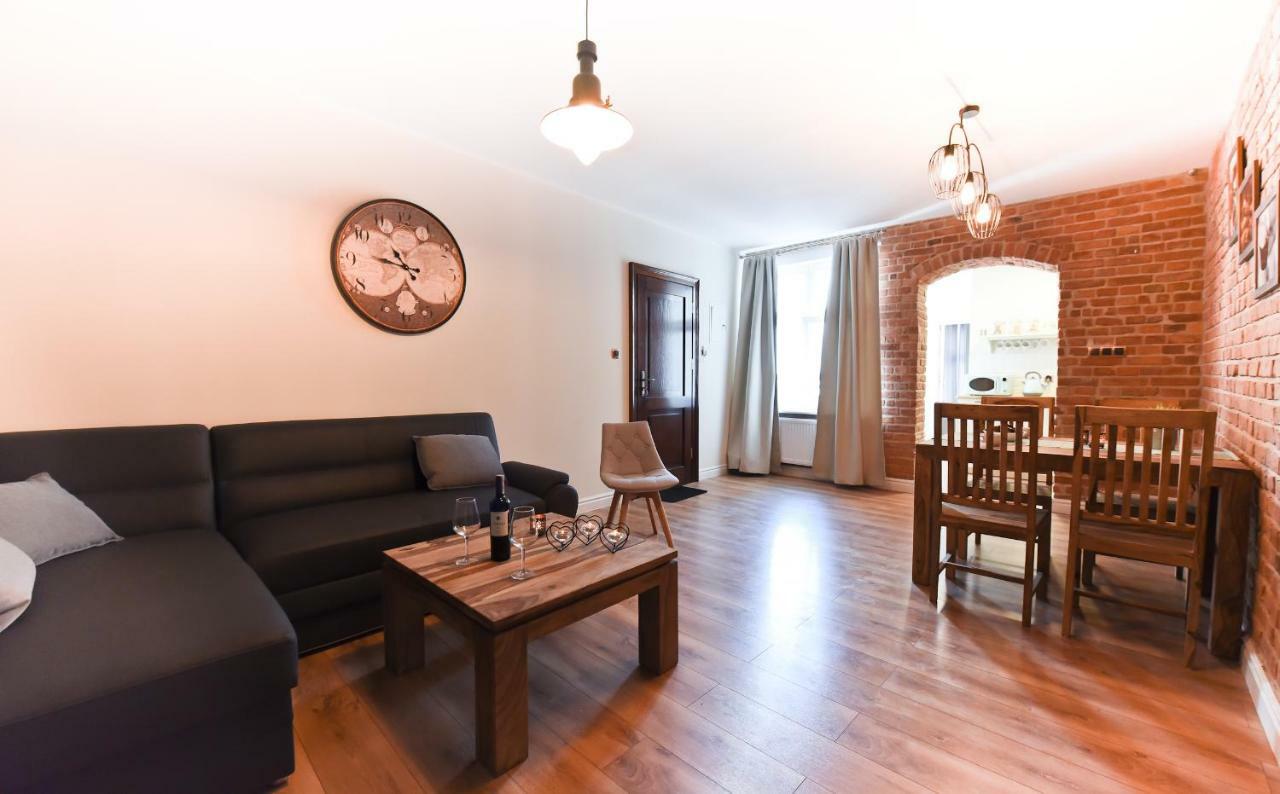 Apartament Starowka 3 Apartment Torun Luaran gambar