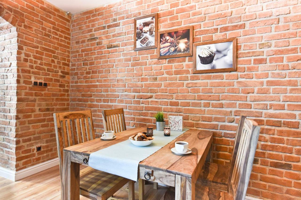 Apartament Starowka 3 Apartment Torun Luaran gambar