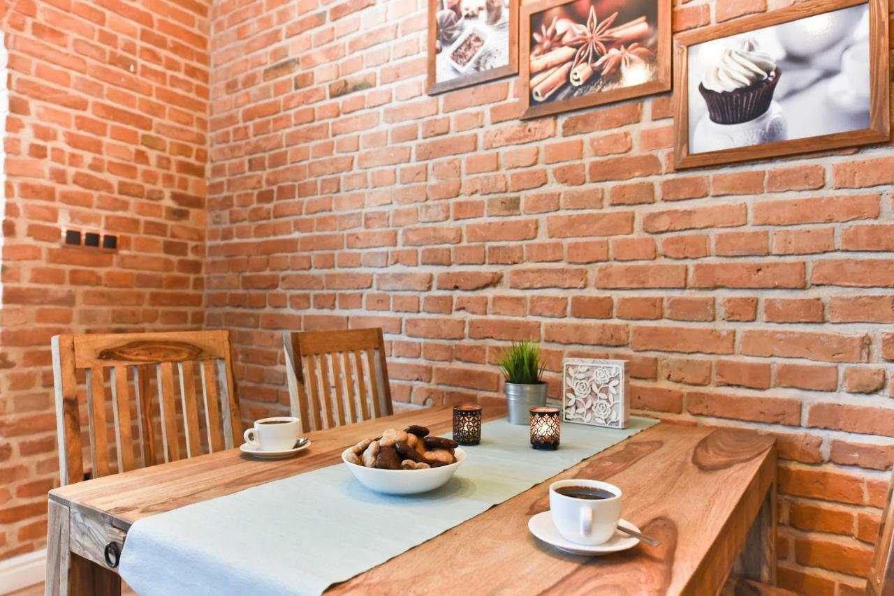 Apartament Starowka 3 Apartment Torun Luaran gambar